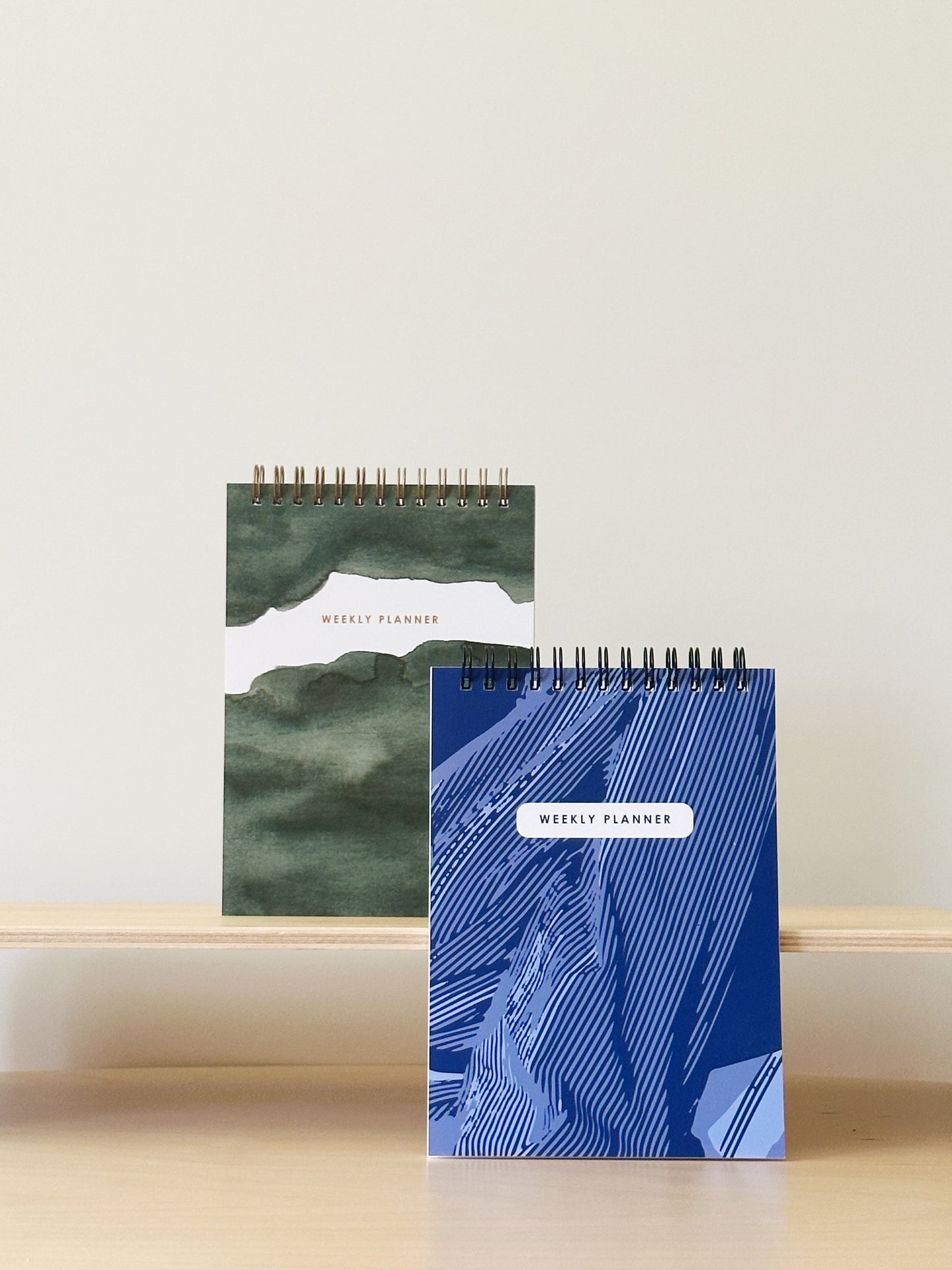 Undated Green Water Color Weekly Planner